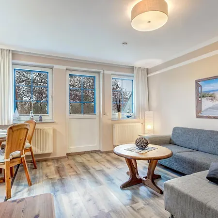 Haus Sonnenschein Seepferdchen アパート トラッセンハイデ